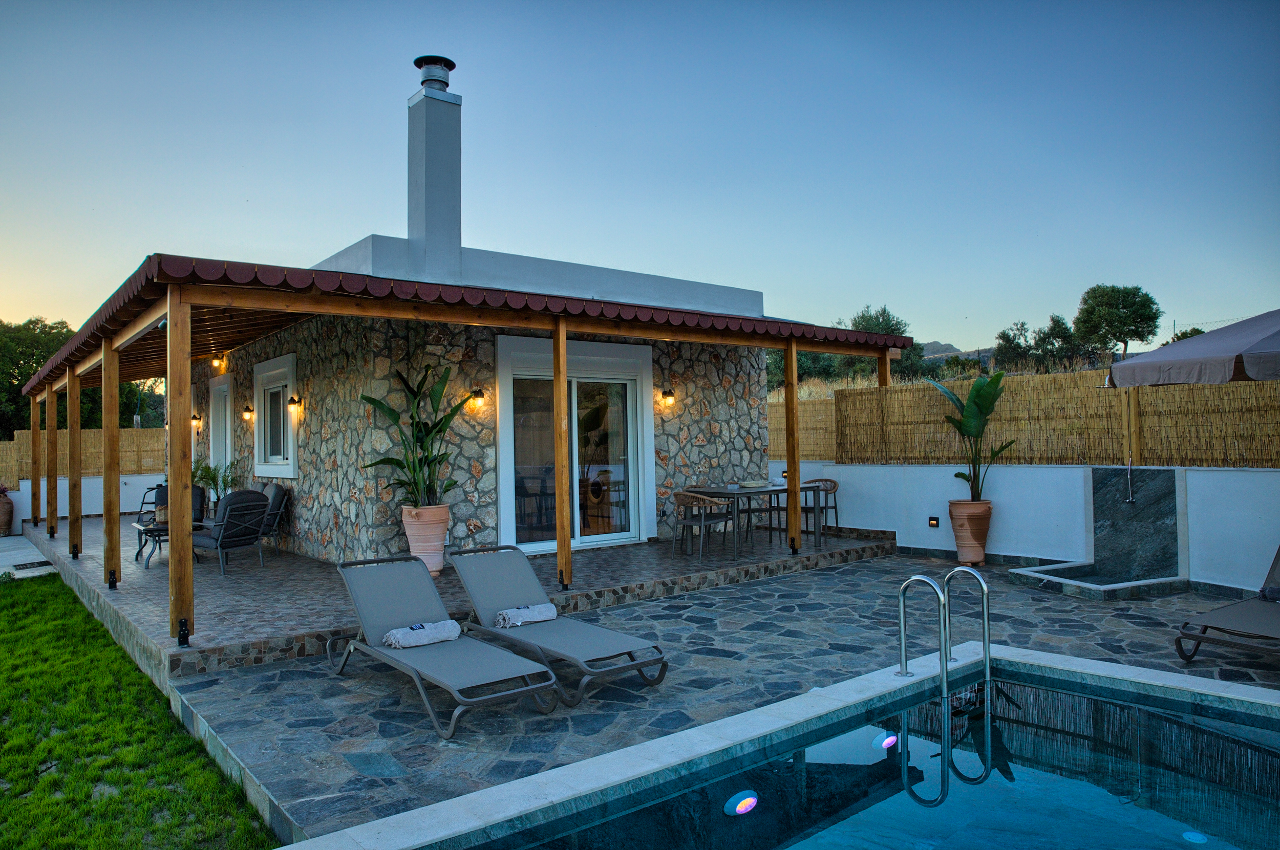 Senses of Greece stay 5